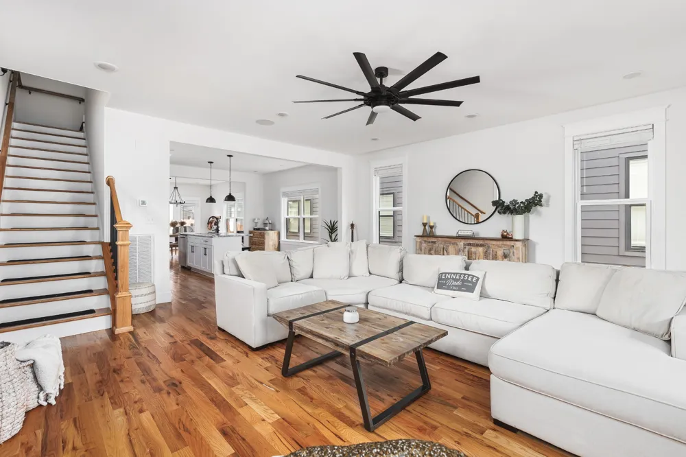 906A Lischey Ave Nashville, TN 37207