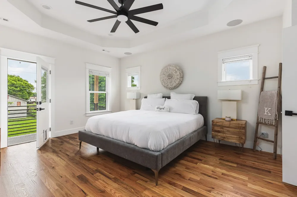 906A Lischey Ave Nashville, TN 37207
