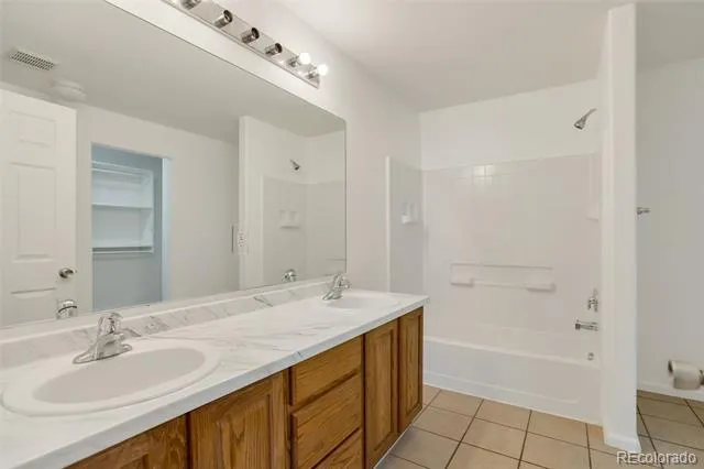 20410 E 55th Place Denver, CO 80249