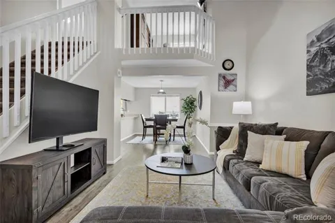 12127 Hudson Court
