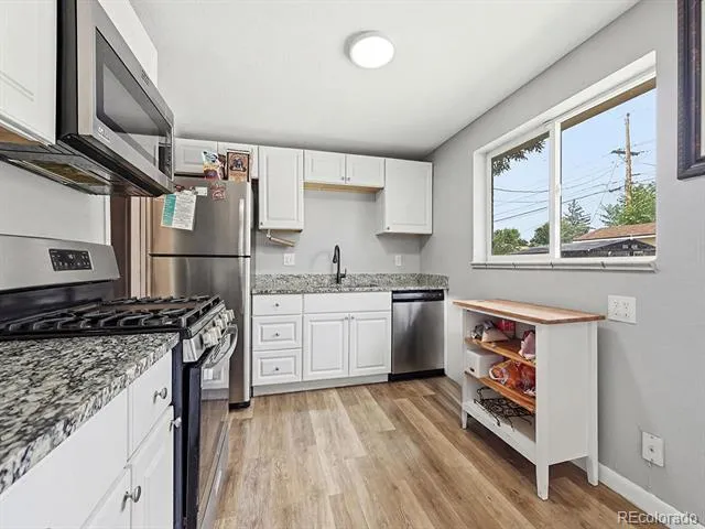 556 Elmira Street Aurora, CO 80010