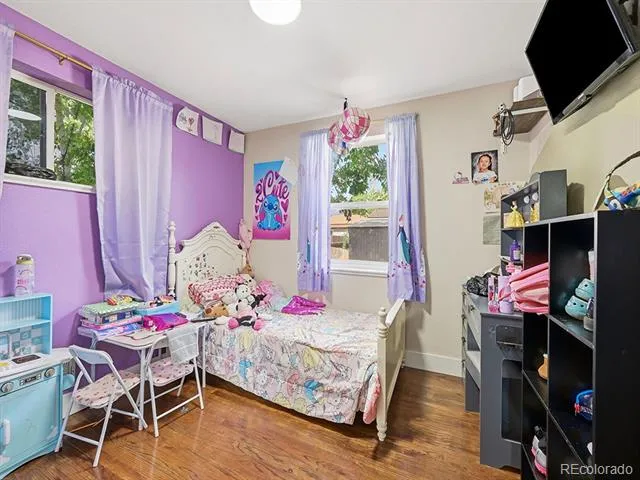 556 Elmira Street Aurora, CO 80010