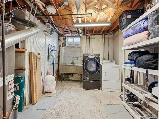 556 Elmira Street Aurora, CO 80010