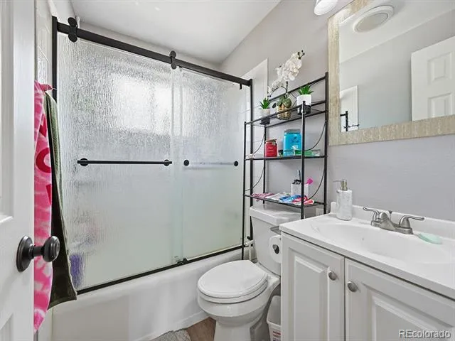 556 Elmira Street Aurora, CO 80010