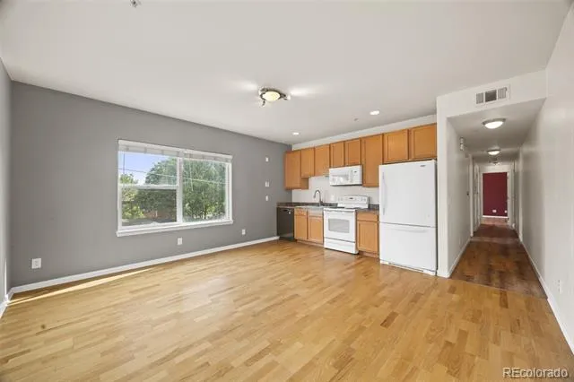 2389 S High Street #5 Denver, CO 80210