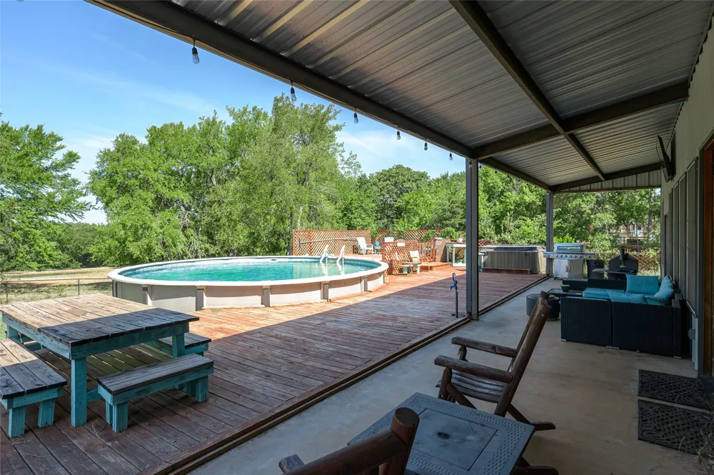 45 Halliburton Drive Bells, TX 75414