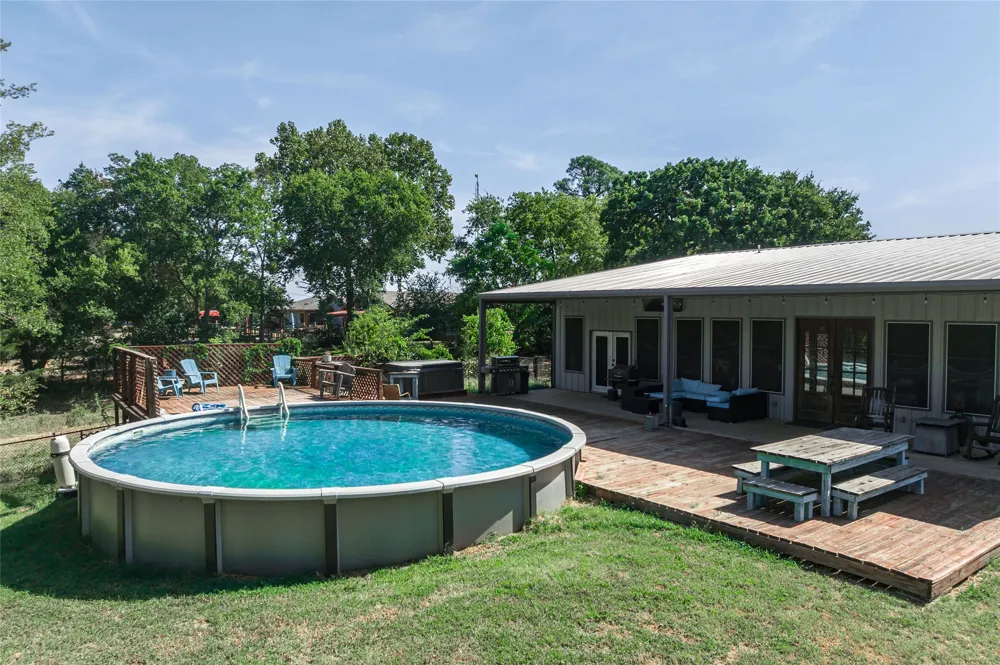 45 Halliburton Drive Bells, TX 75414