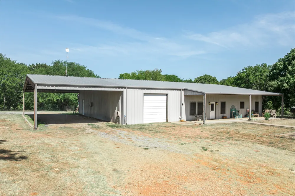 45 Halliburton Drive Bells, TX 75414