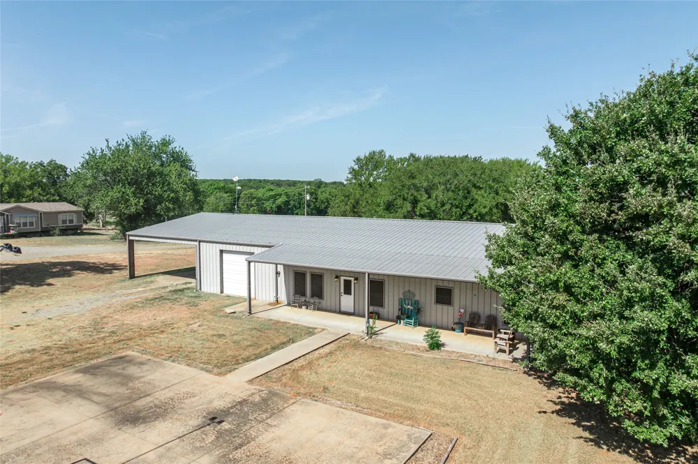 45 Halliburton Drive Bells, TX 75414