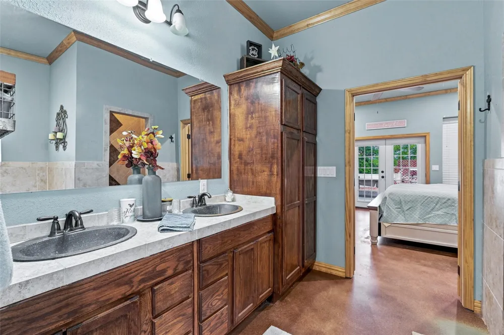 45 Halliburton Drive Bells, TX 75414