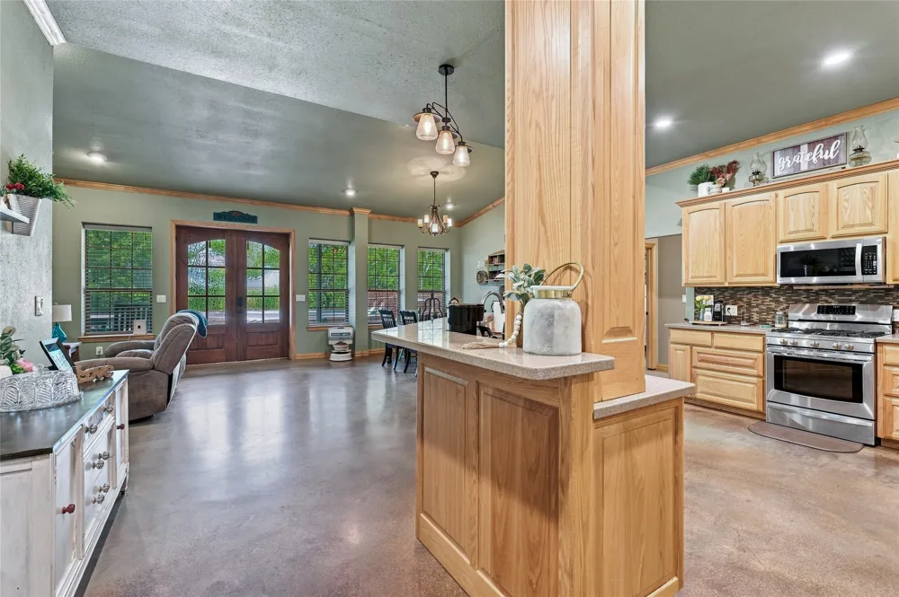 45 Halliburton Drive Bells, TX 75414