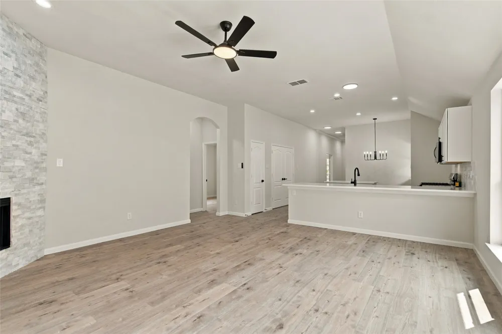 1401 Live Oak Lane Savannah, TX 76227