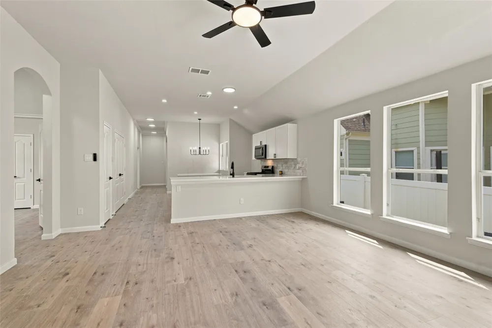 1401 Live Oak Lane Savannah, TX 76227