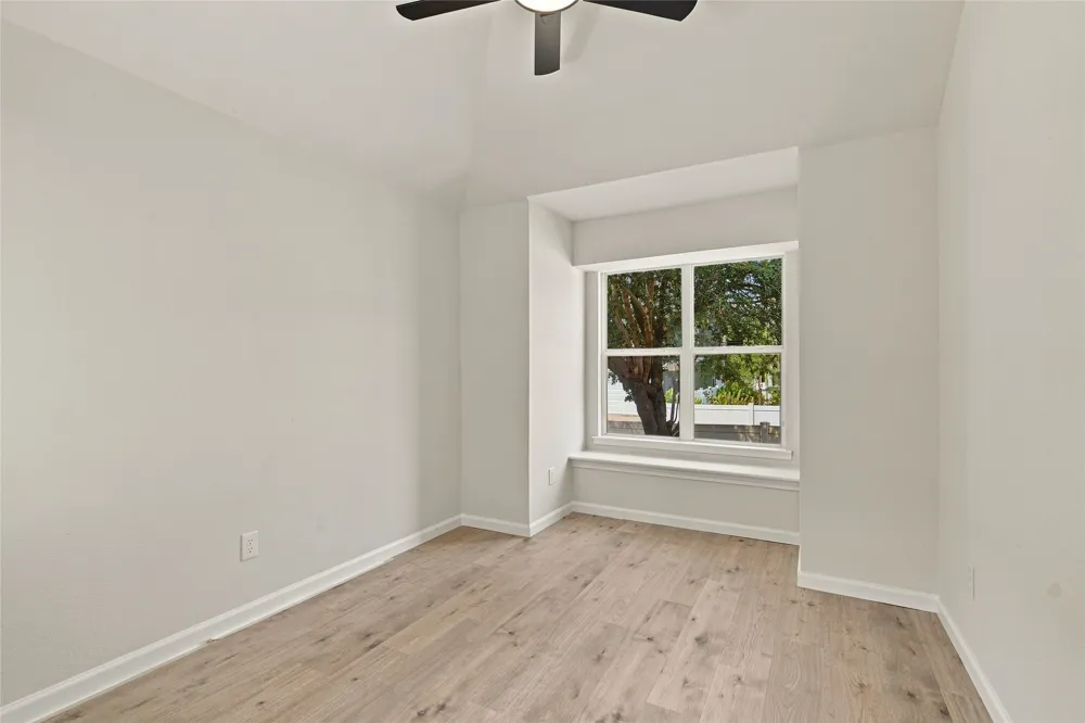 1401 Live Oak Lane Savannah, TX 76227