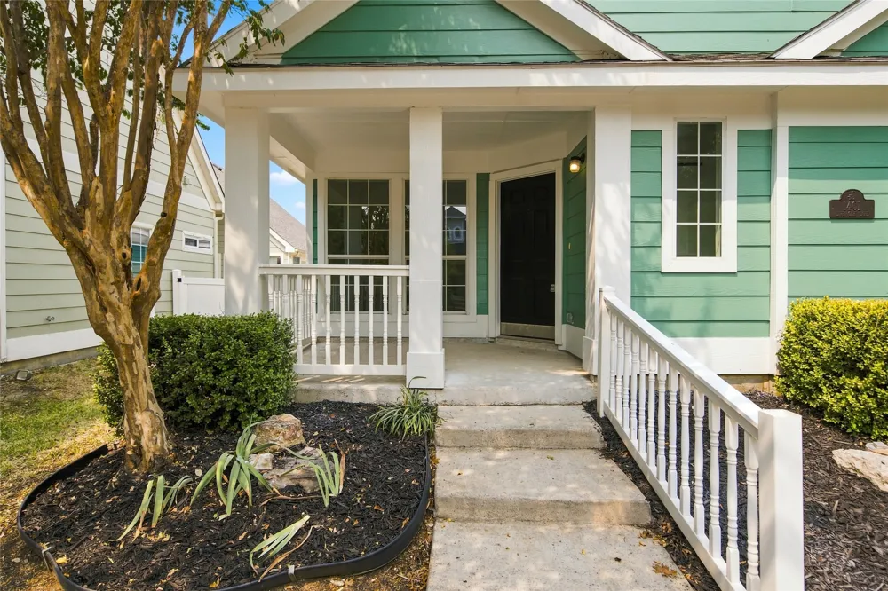 1401 Live Oak Lane Savannah, TX 76227