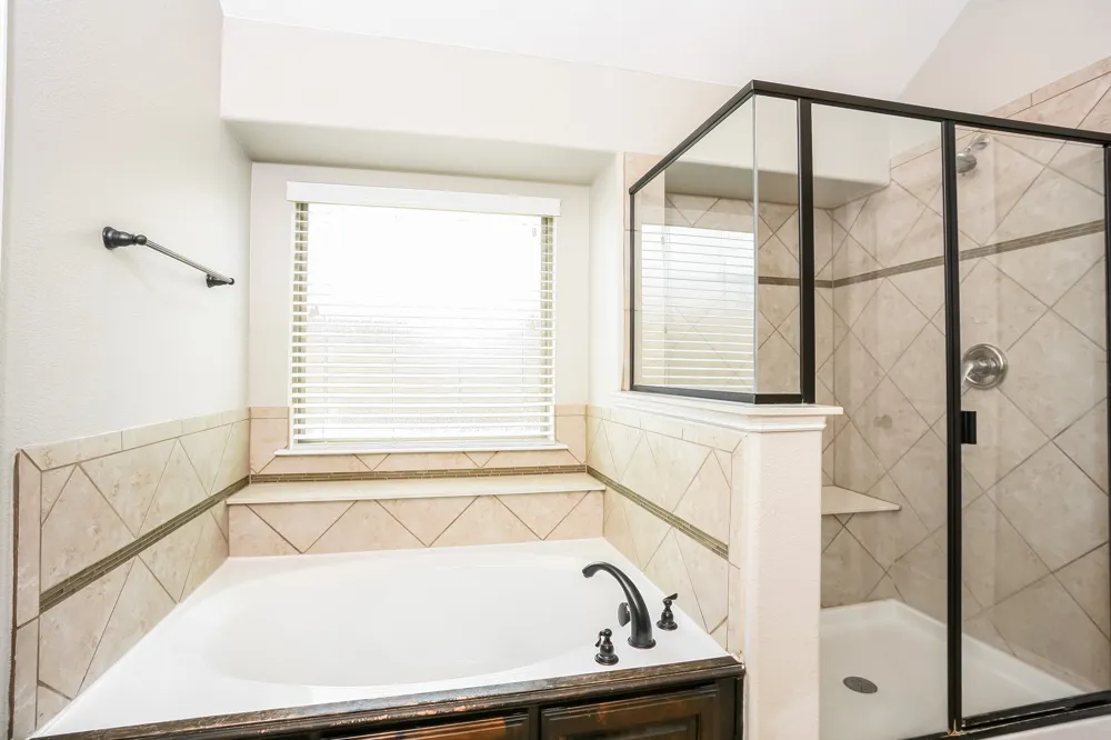 1108 Colonial Drive Royse City, TX 75189