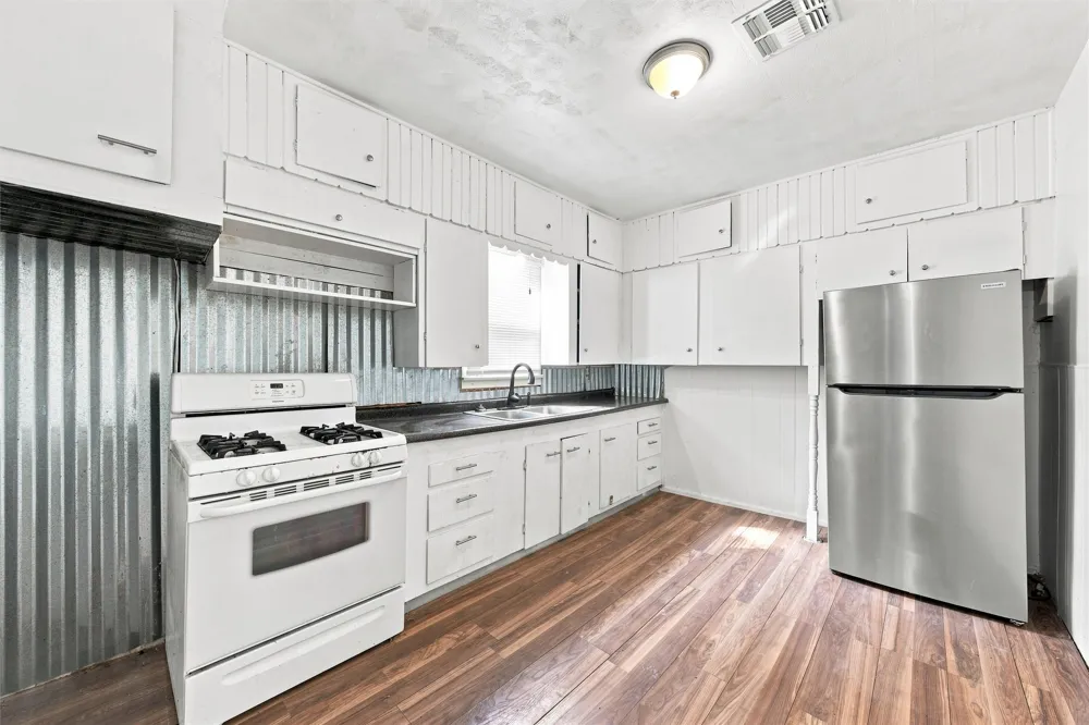 114 Avenue A Moody, TX 76557