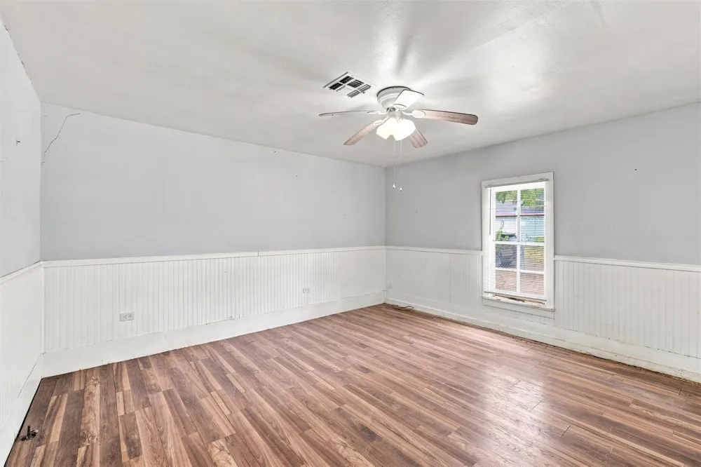 114 Avenue A Moody, TX 76557