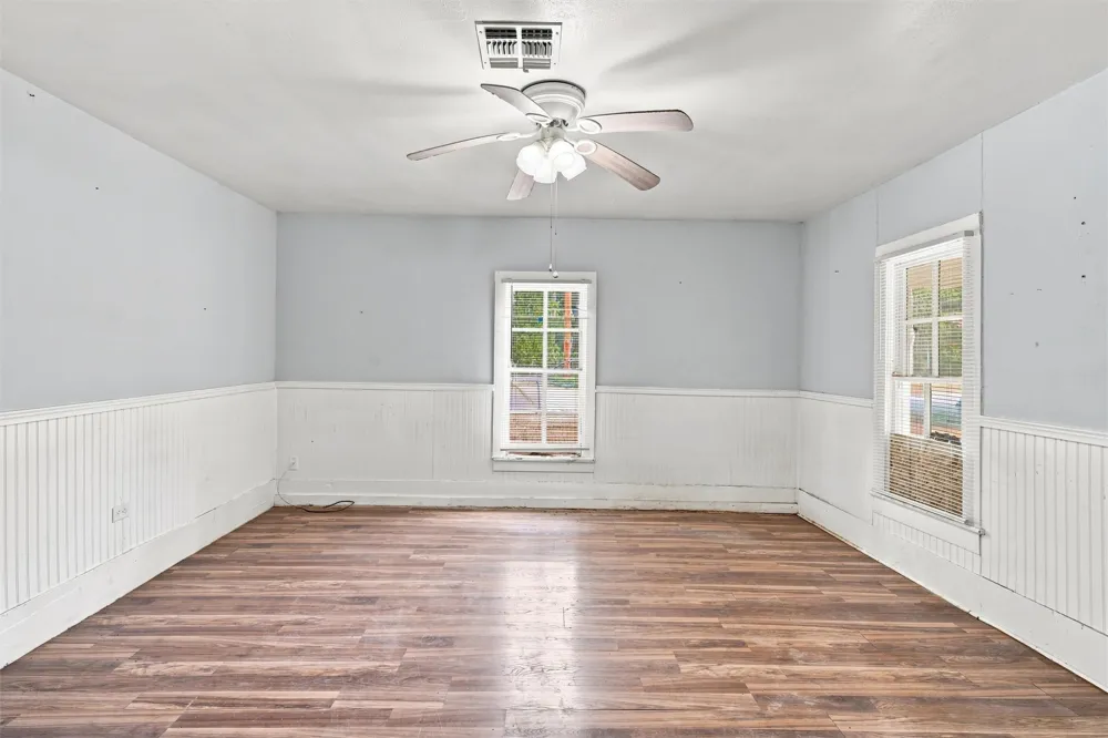 114 Avenue A Moody, TX 76557