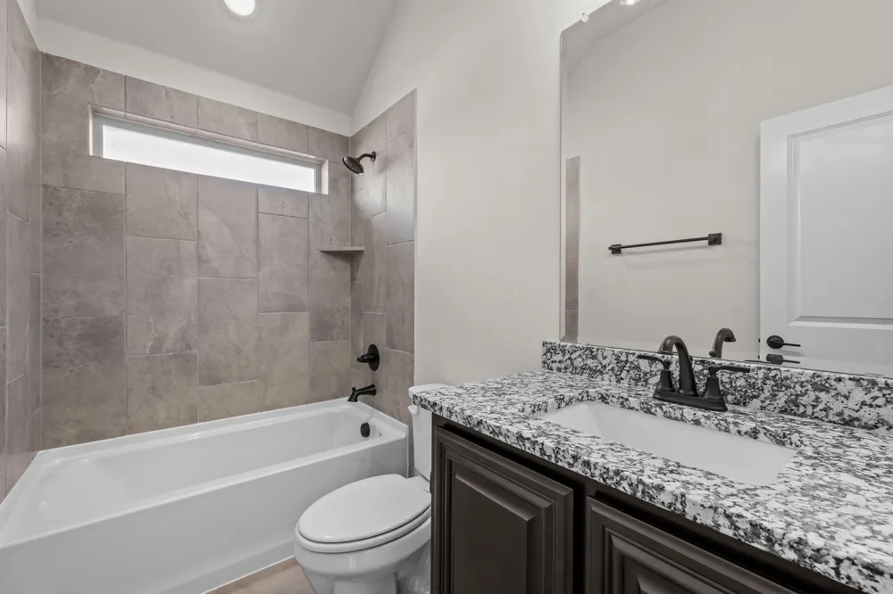 609 Pawprint Hollow Godley, TX 76044