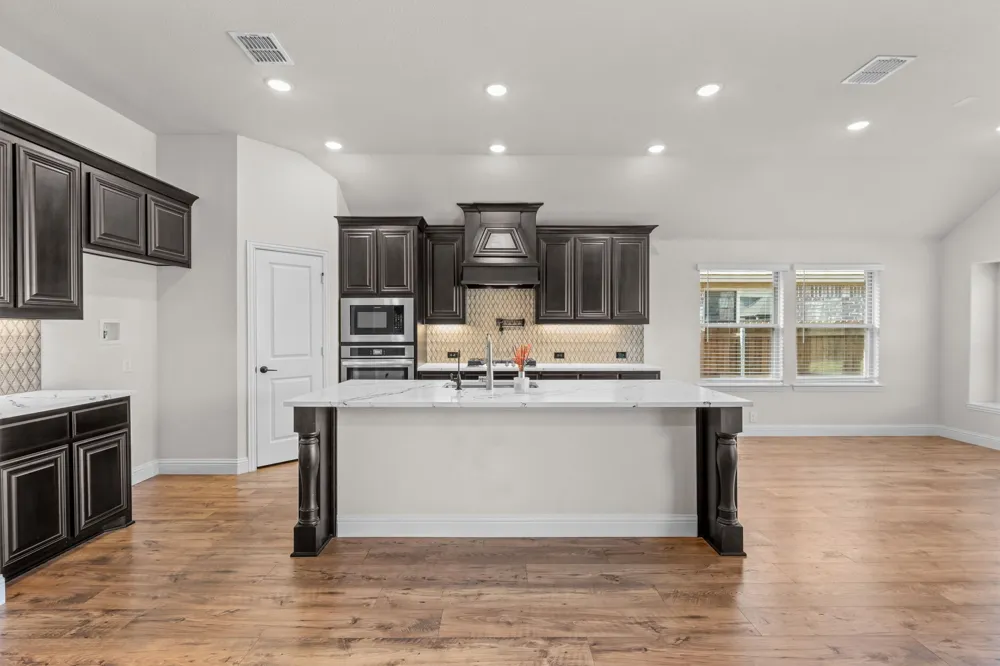609 Pawprint Hollow Godley, TX 76044