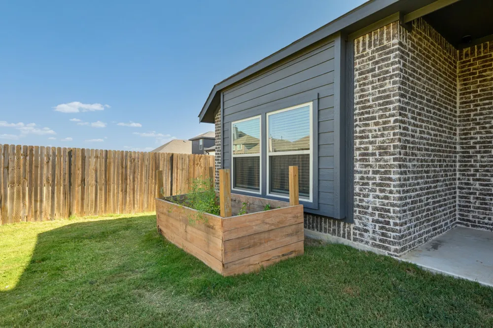 609 Pawprint Hollow Godley, TX 76044