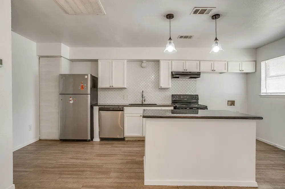 1421 5th Avenue Fort Worth, TX 76104