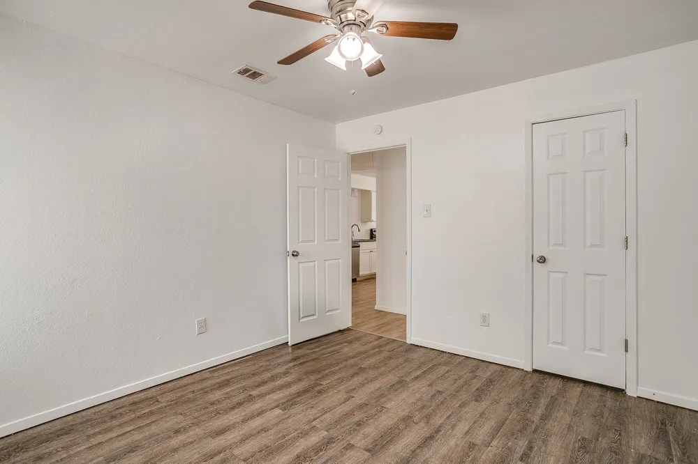 1421 5th Avenue Fort Worth, TX 76104