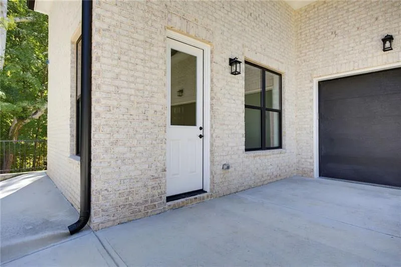 2242 Acworth Due West Road NW Acworth, GA 30101