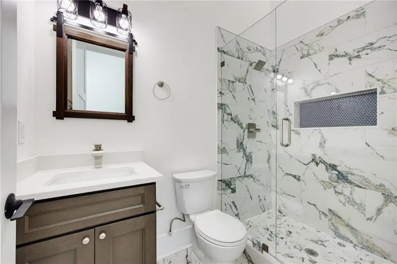 2242 Acworth Due West Road NW Acworth, GA 30101