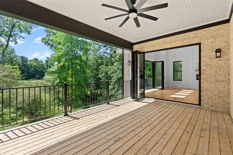 2242 Acworth Due West Road NW Acworth, GA 30101