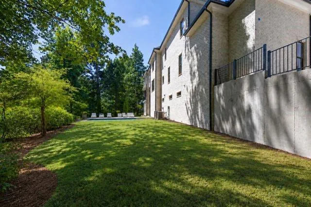 2242 Acworth Due West Road NW Acworth, GA 30101
