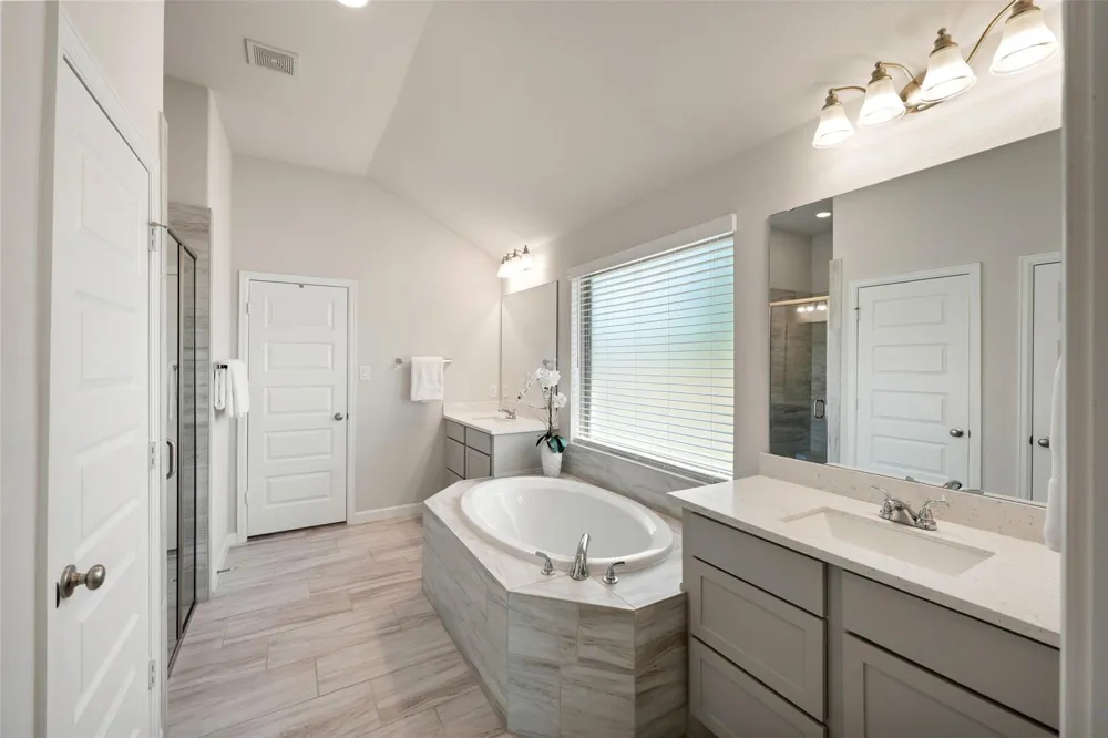 405 Elevation Avenue Montgomery, TX 77316