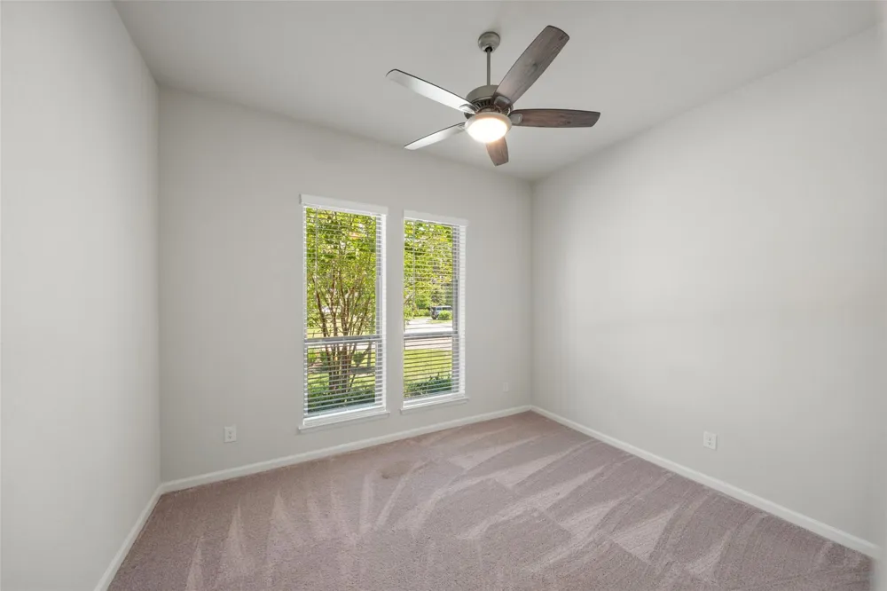 405 Elevation Avenue Montgomery, TX 77316