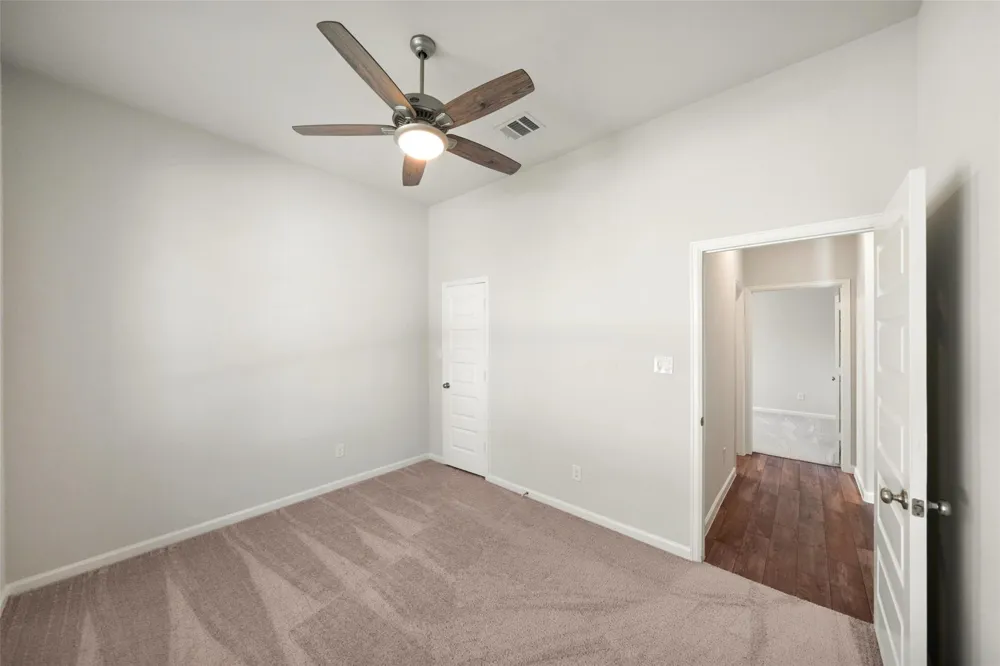 405 Elevation Avenue Montgomery, TX 77316