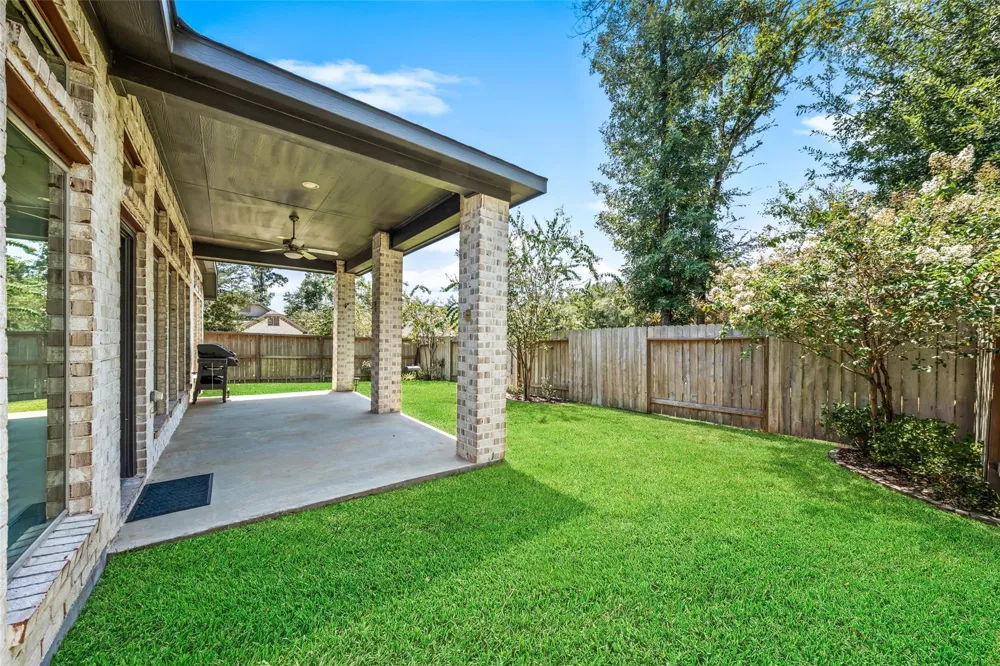 405 Elevation Avenue Montgomery, TX 77316