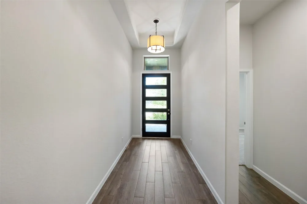 405 Elevation Avenue Montgomery, TX 77316