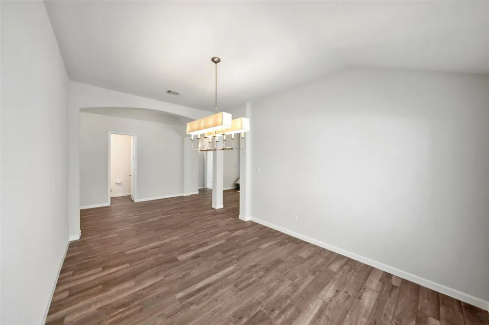 405 Elevation Avenue Montgomery, TX 77316