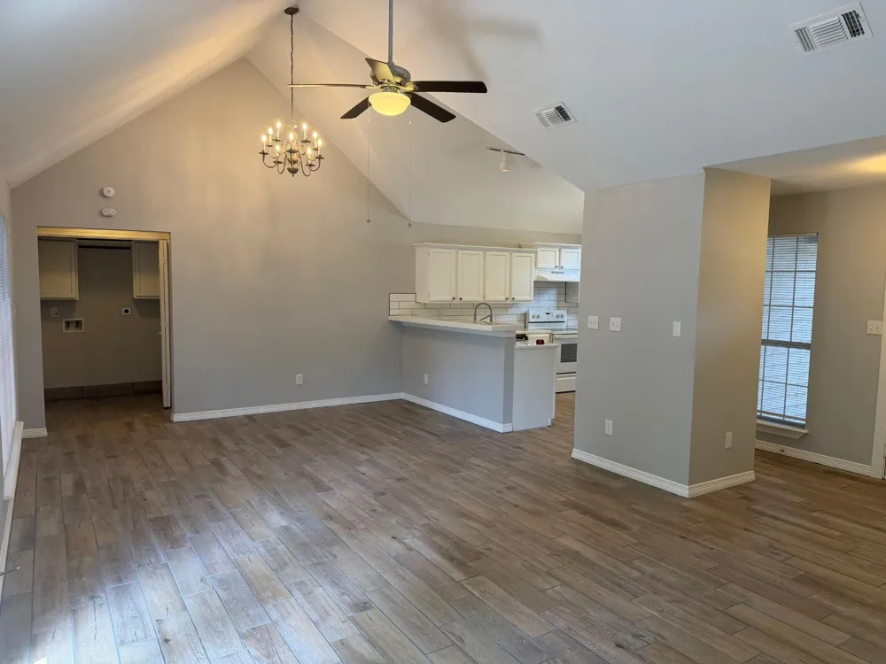 12711 Woodcreek Drive Willis, TX 77318