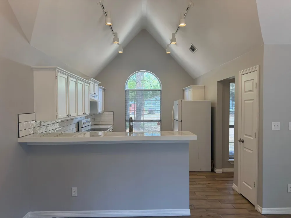 12711 Woodcreek Drive Willis, TX 77318