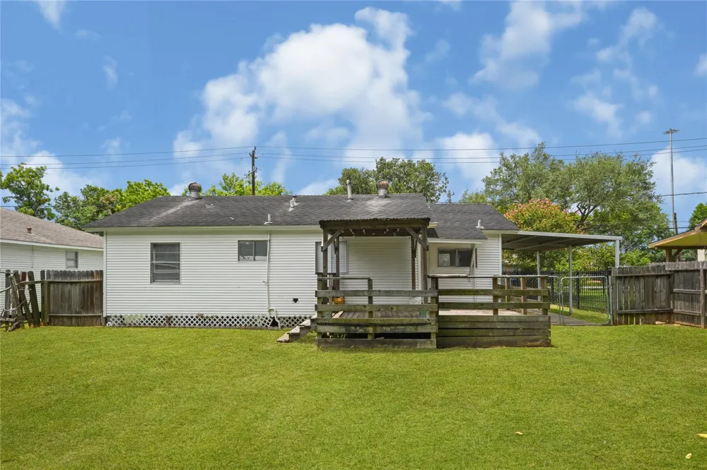 2607 Oleander Drive Pasadena, TX 77503