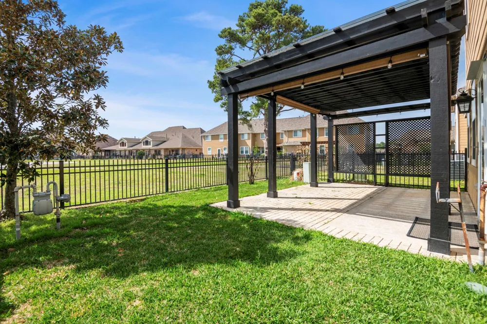 18723 Cypress Loch Drive Spring, TX 77379