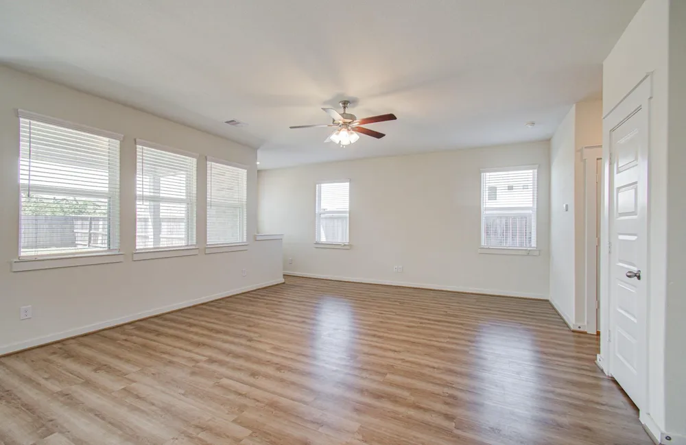 21239 Shore Bluff Drive Cypress, TX 77433