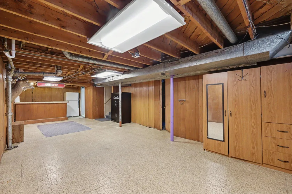 32011 Saint Margaret Saint Clair Shores, MI 48082