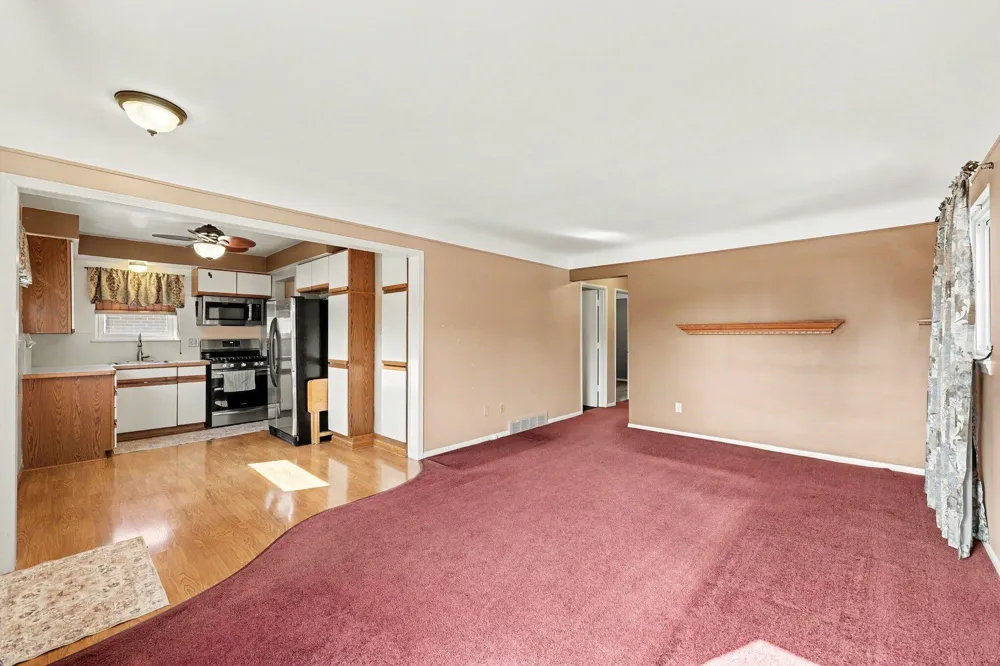 32011 Saint Margaret Saint Clair Shores, MI 48082