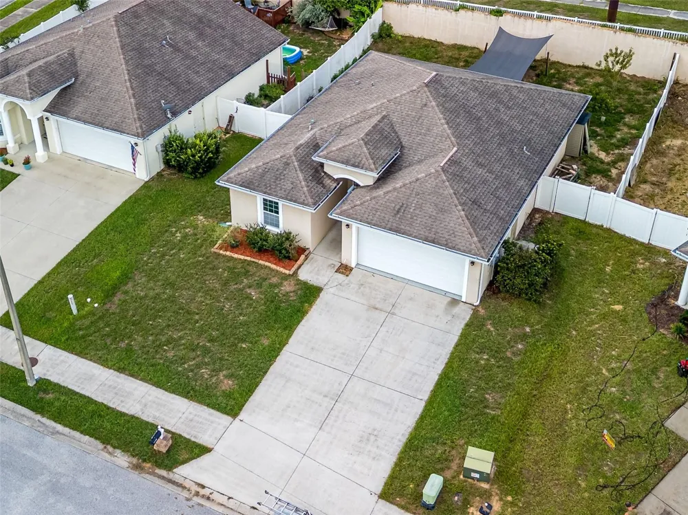 37154 HIGHLAND BLUFF CIRCLE Dade City, FL 33523