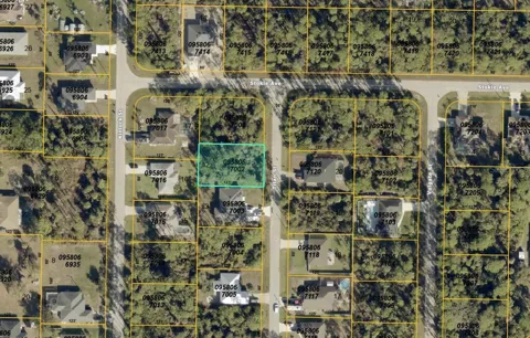 Lot 2 TITAN STREET