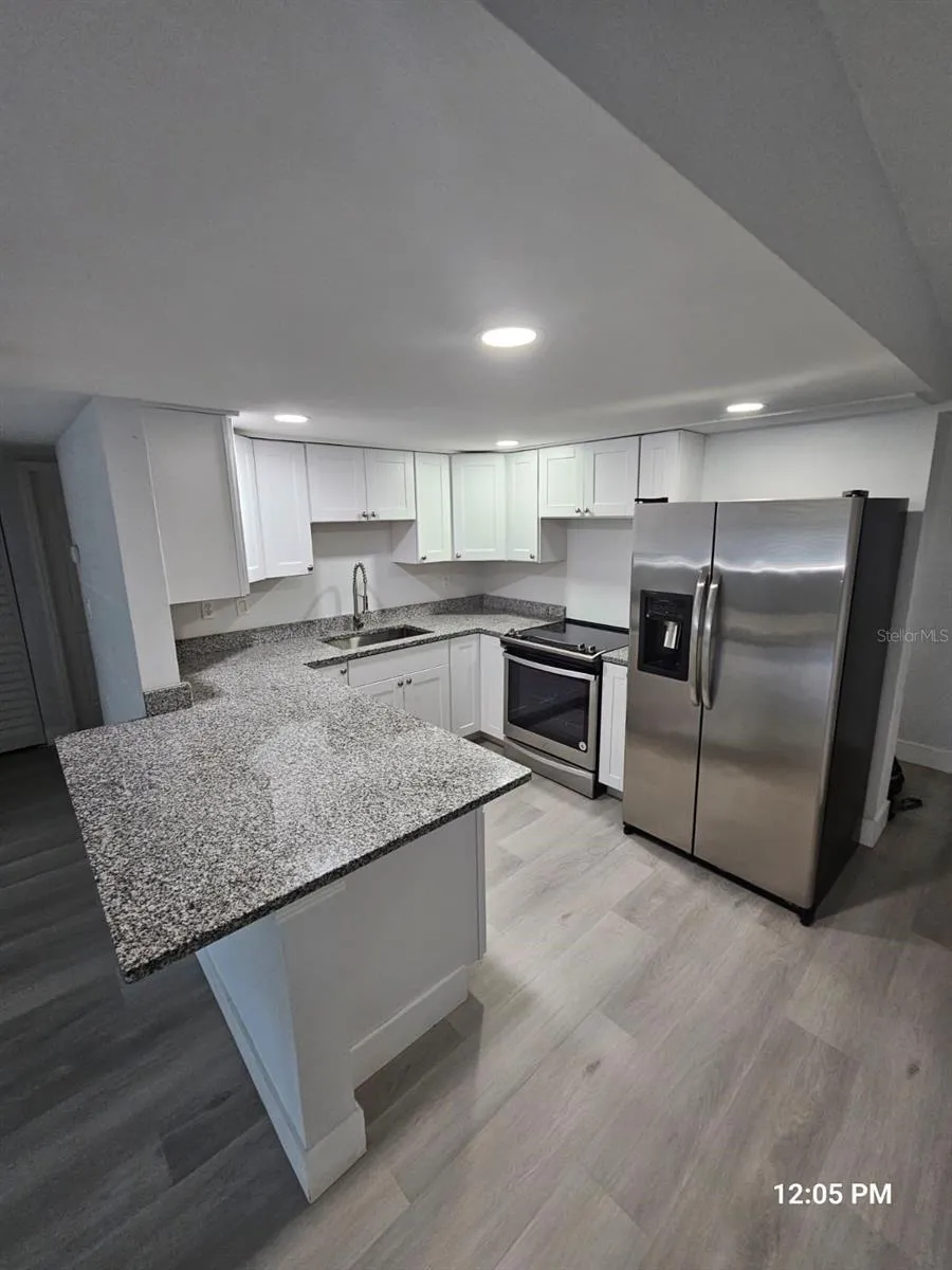 1953 W SKYLINE DR Clearwater, FL 33763