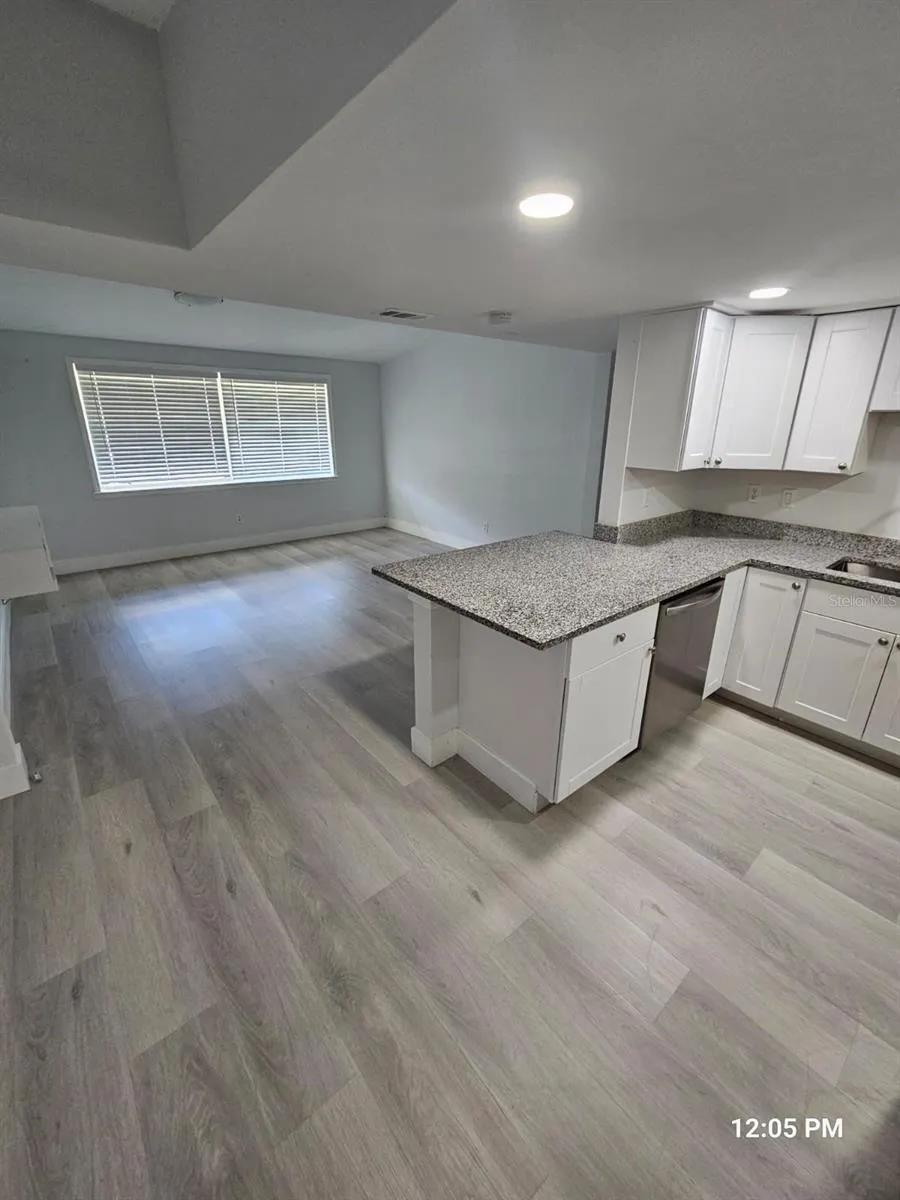 1953 W SKYLINE DR Clearwater, FL 33763