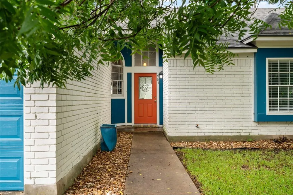 2205 Cedar Branch Drive Austin, TX 78727